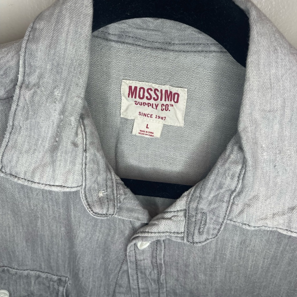 Mossimo Supply Co. VintageWash Gray w White Pearl Snaps Size Large Preloved - Picture 2 of 3